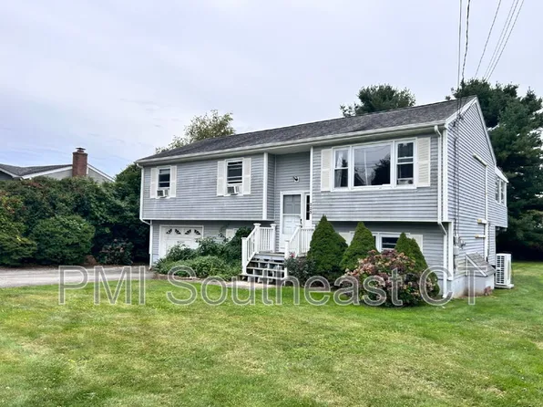 223 Seneca Dr, Groton, CT 06340