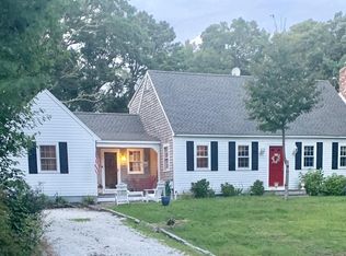 28 Wampum Rd, East Falmouth, MA 02536