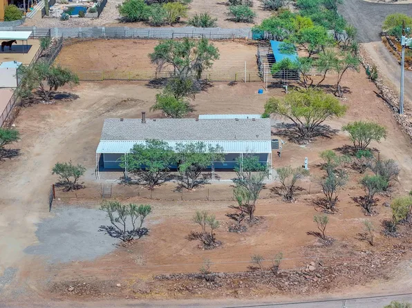 44015 N 12TH Street, New River, AZ 85087