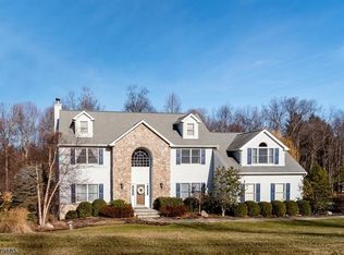 16 Cornerstone Dr, Hackettstown, NJ 07840