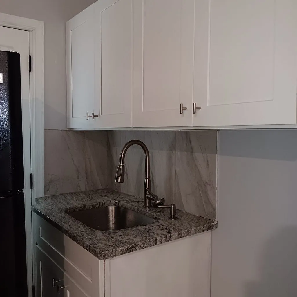 3 bed, 1000 sqft, $1,600 — Photo 3
