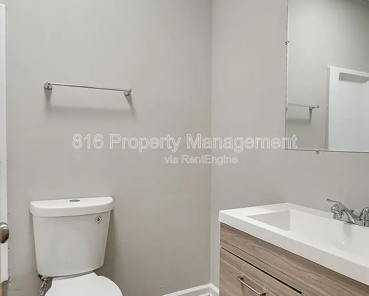 301 Benton Blvd #3 — Photo 15