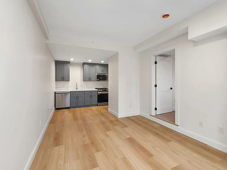 177 N Main St #LL02 — Photo 1