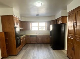 617 Stratford Ave, Woodbury Heights, NJ 08097