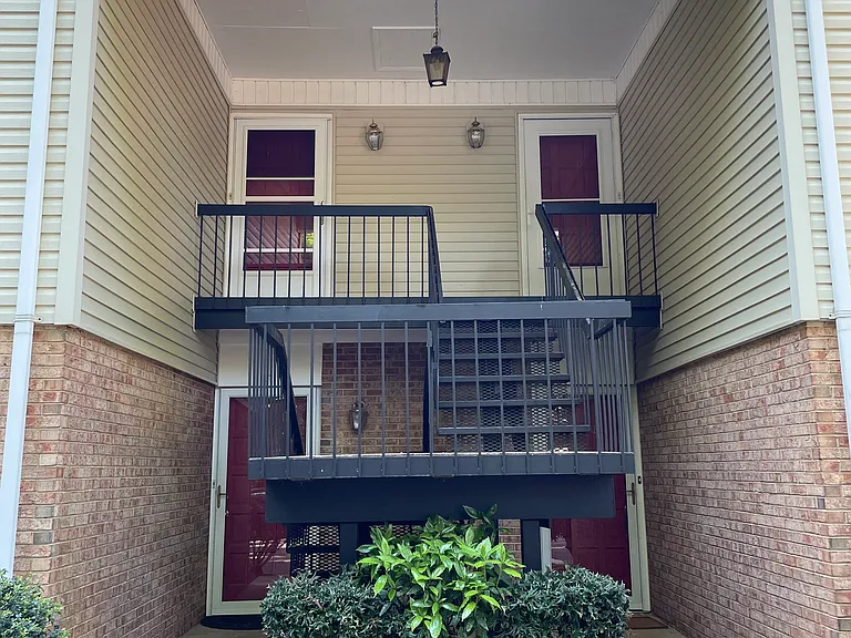 4605 Coronado Dr #D — Photo 2