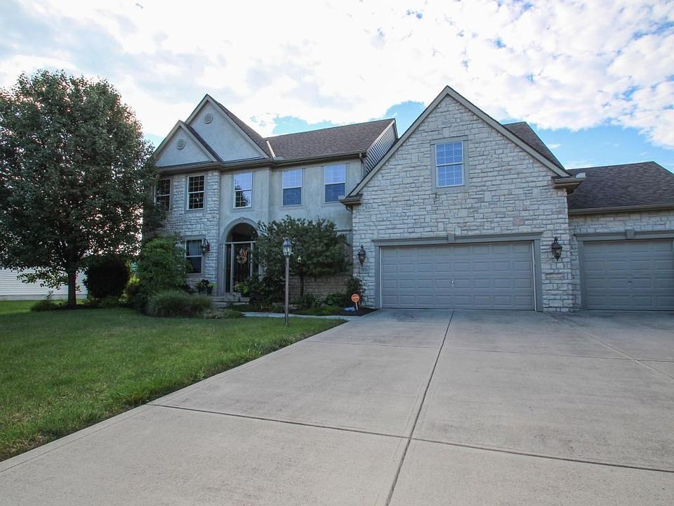 1st image of 7851 Shady Maple Dr NW
