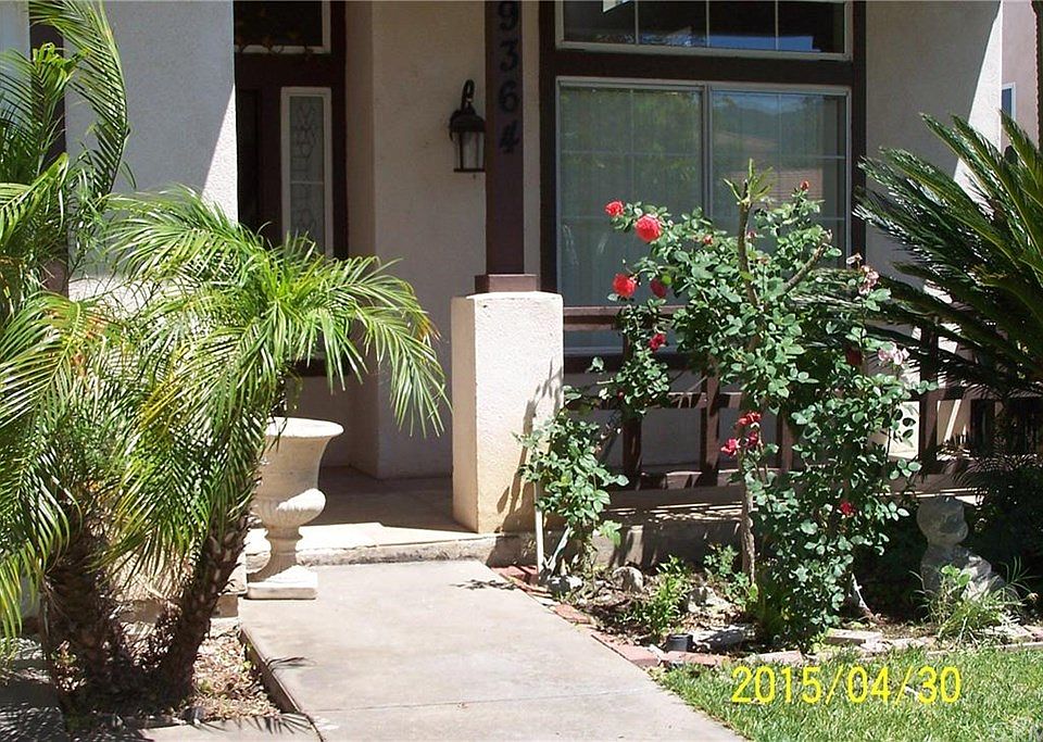 1st image of 29364 N Lake Dr