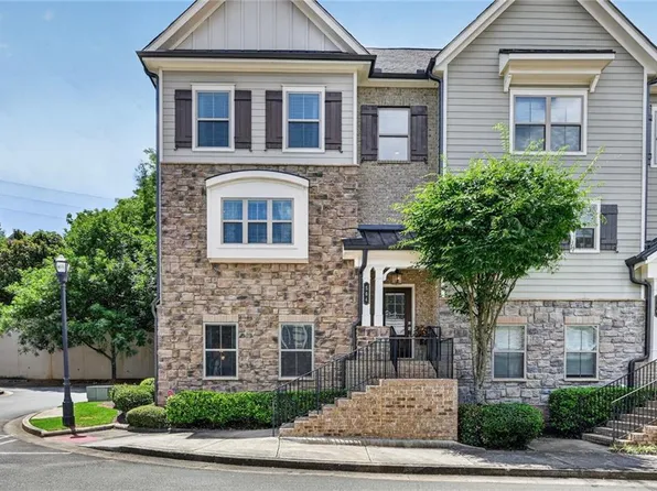 564 Henry Dr, Marietta, GA 30064