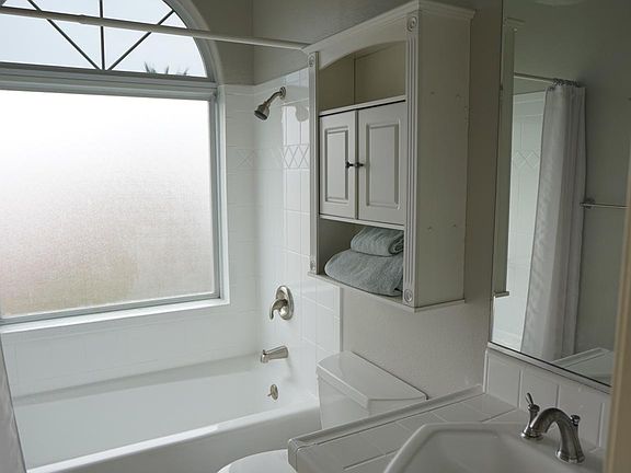 2nd image of 24904 Bella Vista Dr
