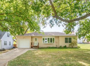 1517 Maxine Ave, Waterloo, IA 50701