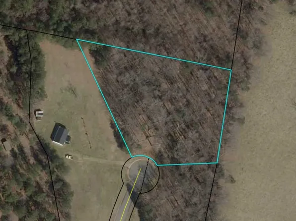 418 N Walcher Farm Dr, Inman, SC 29349