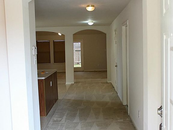 5th image of 16367 Rockcreek Ln