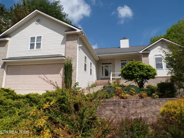 357 Snead Dr, Fairfield Glade, TN 38558