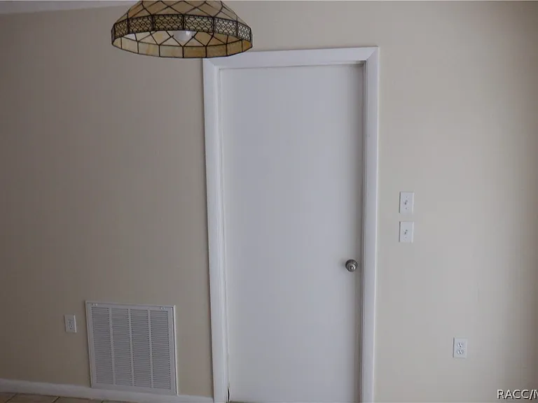 5 Nevada St — Photo 7