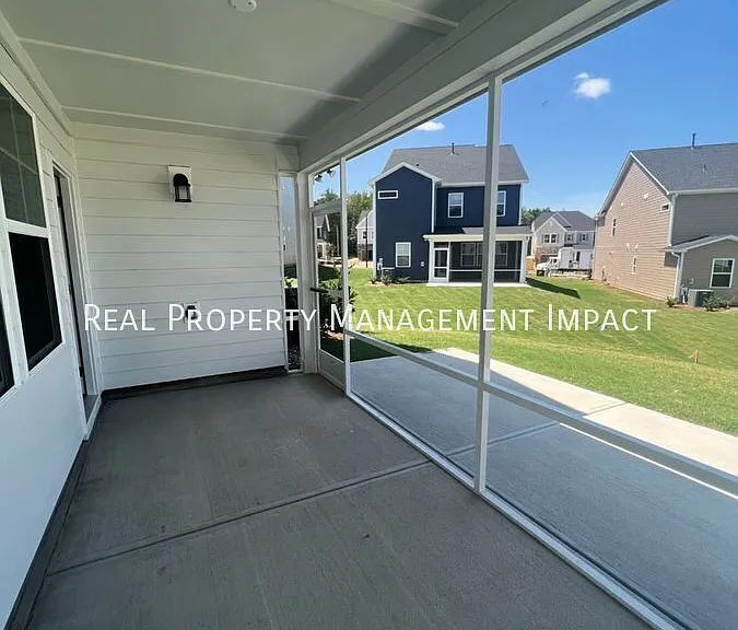 412 Daffodil Petal Ln — Photo 29