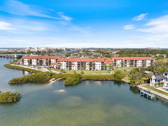 5th image of 1610 Stickney Point Rd #1