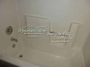210 King Hiram Ln APT 202, Nevada City, CA 95959