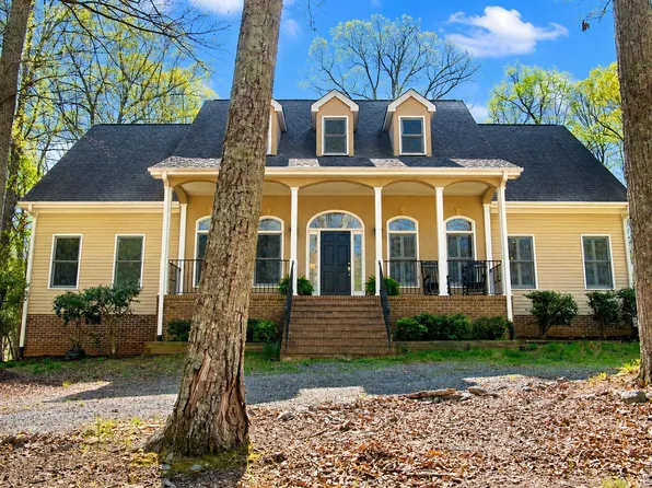 2205 Sanford Ln, Hillsborough, NC 27278