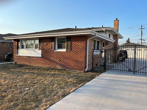 3rd image of 8500 W Roseview Dr