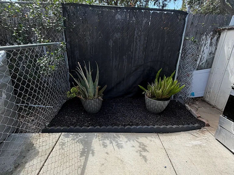 W Grand Blvd — Photo 17