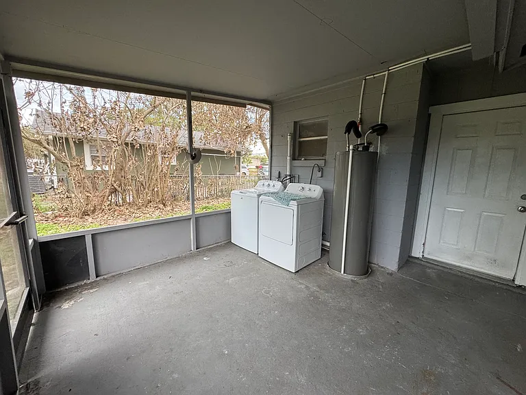 555 Cadillac Blvd — Photo 12