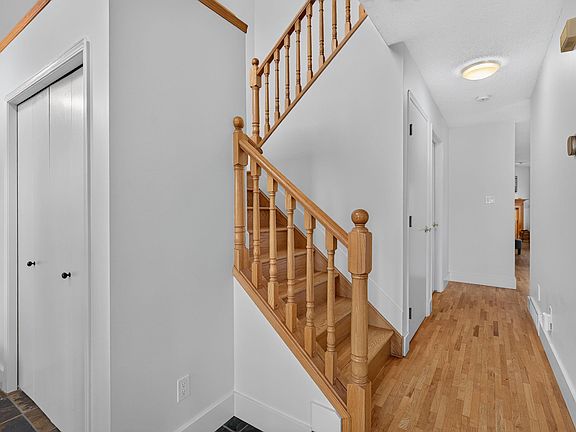 3rd image of 9601 101st St NW