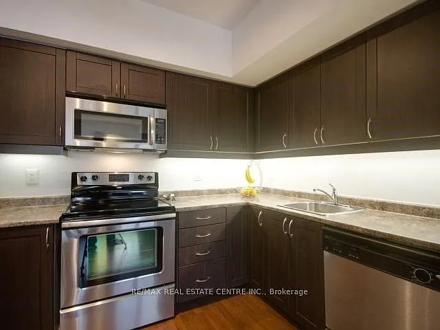 5 Richgrove Dr E #208 — Photo 8