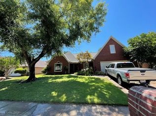 1742 Edgeburg Ln, Cordova, TN 38016