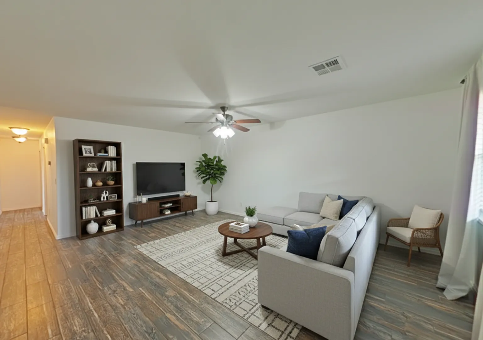 4914 SE Hardin Ave — Photo 2