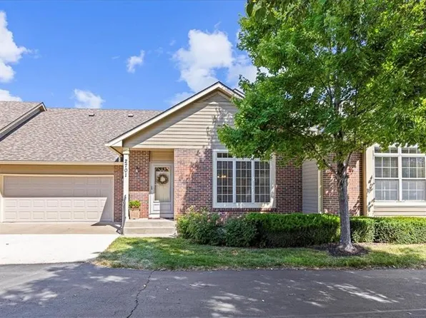 15754 S Brentwood St Unit 2701, Olathe, KS 66062