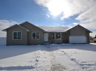 2804 E Sapphire Dr, Ammon, ID 83406