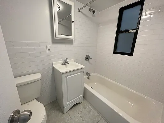 Rented by Compass | media 20
