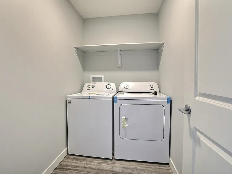 5111 E Primrose Green Dr — Photo 34