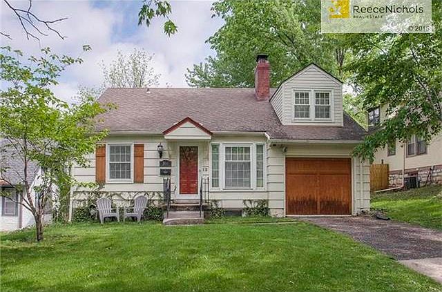 Charming Armour Hills Cape Cod with attached garage!
