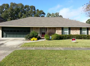 2620 Bernwood Dr, Baton Rouge, LA 70816
