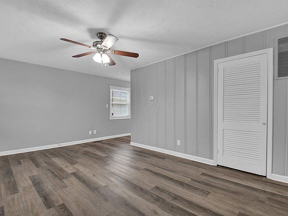 4th image of 3798 Richard Ave