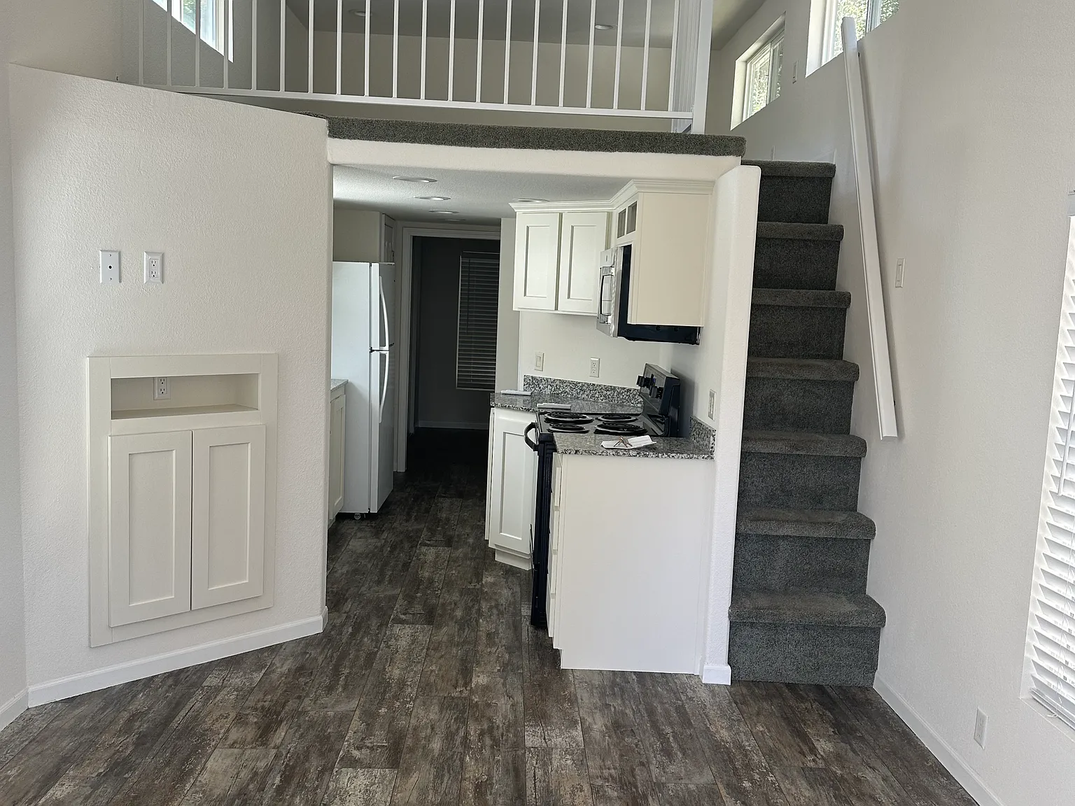 1 bed, 550 sqft, $1,800 — Photo 3