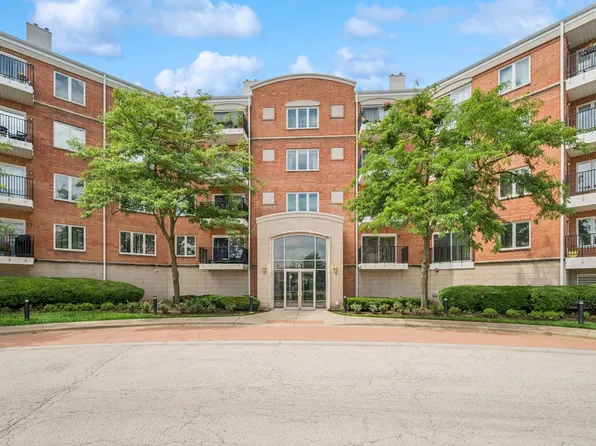 451 Town Place Cir APT 308, Buffalo Grove, IL 60089