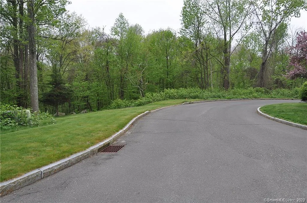 52a Gleneagle Road photo 1
