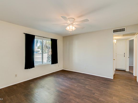 5th image of 3607 W Carla Vista Dr