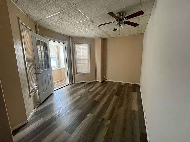 12 Rutgers Pl — Photo 14