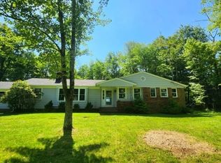 14 Berkshire Dr, Warren, NJ 07059