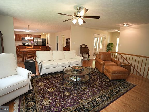 4th image of 21034 Aster Dr