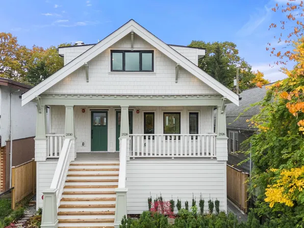 2530 McGill St, Vancouver, BC V5K 1G7