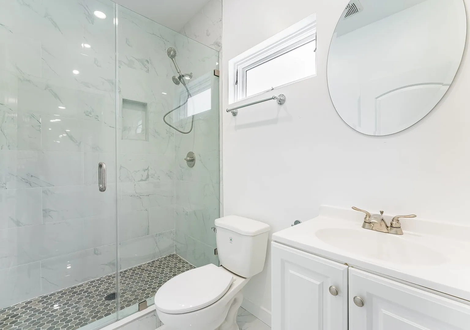 1166 W 29th St., LLC — Photo 3