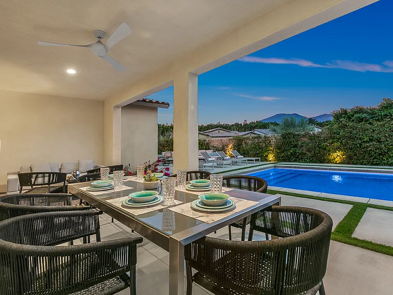 Outdoor Dining Area
