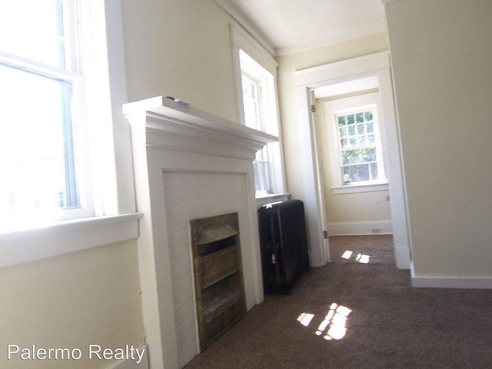 1st image of 408 W 9th St APT 2