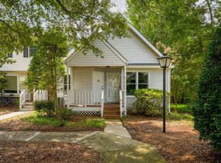 128 Saint Andrews Ln, Chapel Hill, NC 27517