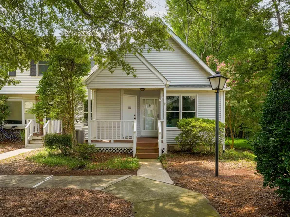 128 Saint Andrews Ln, Chapel Hill, NC 27517