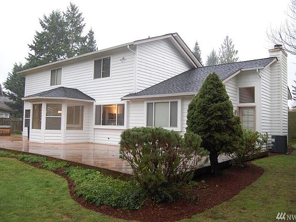 2nd image of 3500 Southampton Ct SE
